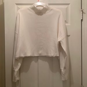Off white crop top sweater